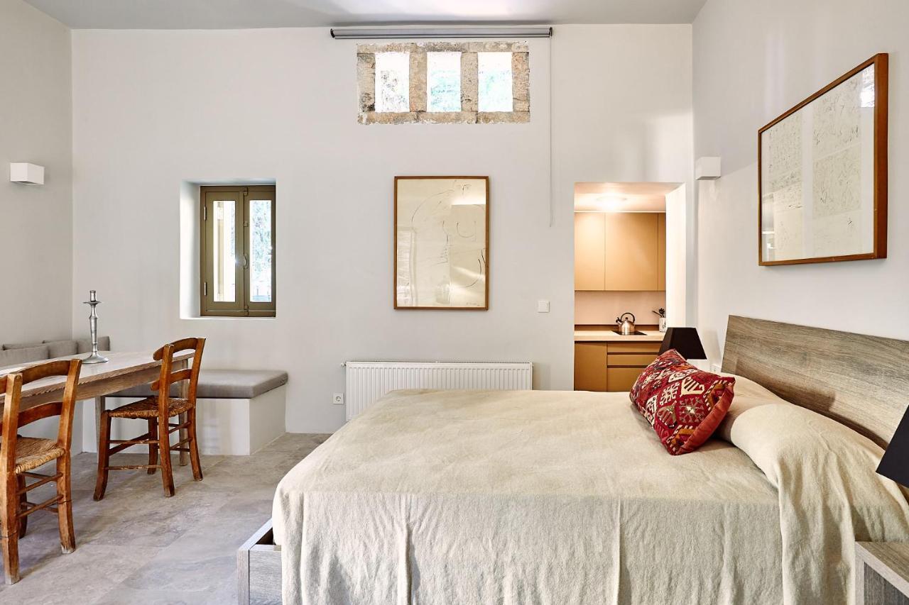 Nikolaou Art Residence Aegina Bagian luar foto