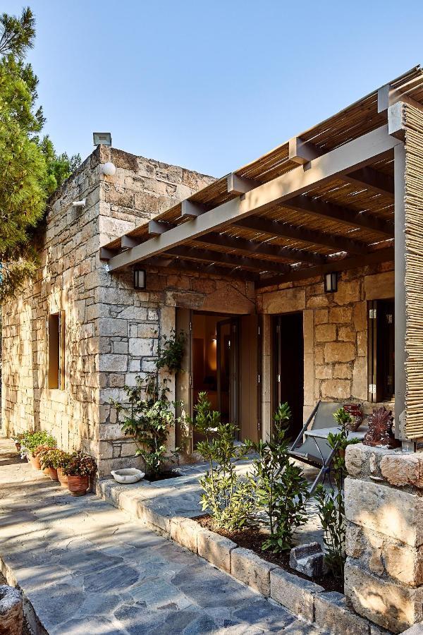 Nikolaou Art Residence Aegina Bagian luar foto