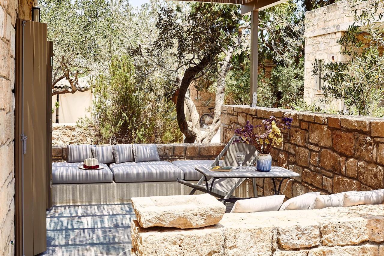 Nikolaou Art Residence Aegina Bagian luar foto