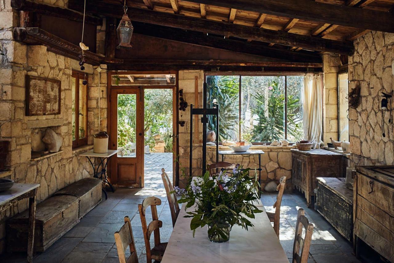 Nikolaou Art Residence Aegina Bagian luar foto