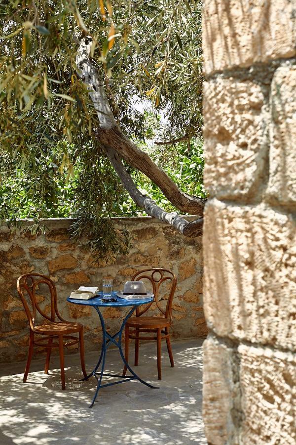 Nikolaou Art Residence Aegina Bagian luar foto