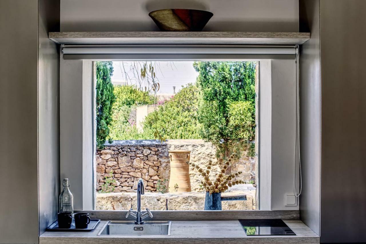 Nikolaou Art Residence Aegina Bagian luar foto