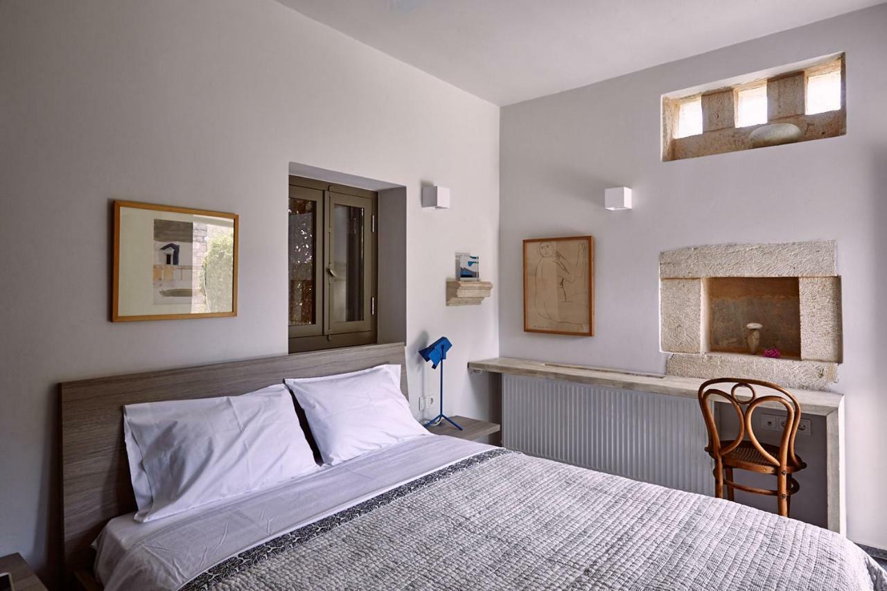 Nikolaou Art Residence Aegina Bagian luar foto